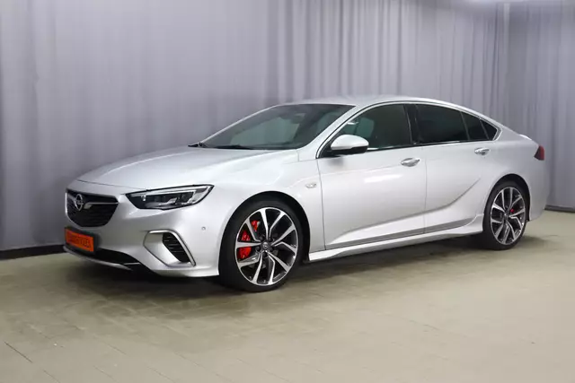 Opel Insignia Limousine